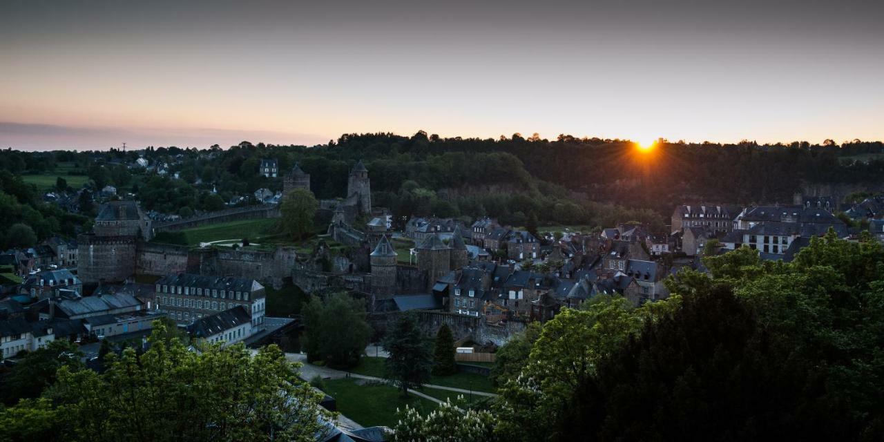 Hotel Particulier Le Mercier De Montigny -Une Nuit Sur Les Remparts- Fougères Eksteriør bilde