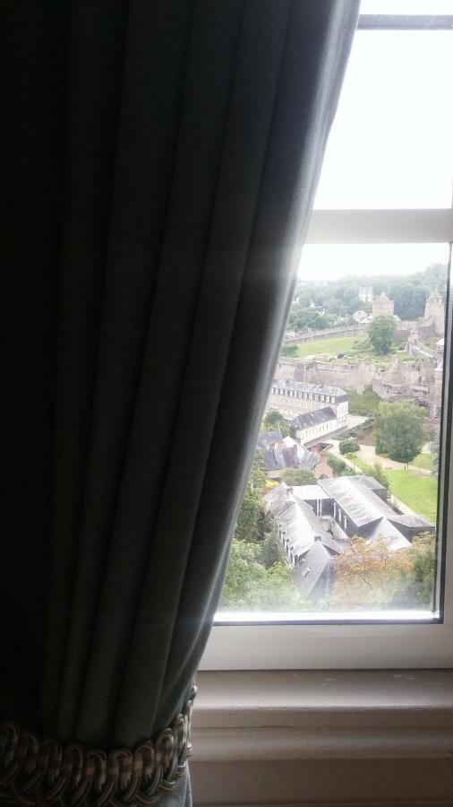 Hotel Particulier Le Mercier De Montigny -Une Nuit Sur Les Remparts- Fougères Eksteriør bilde