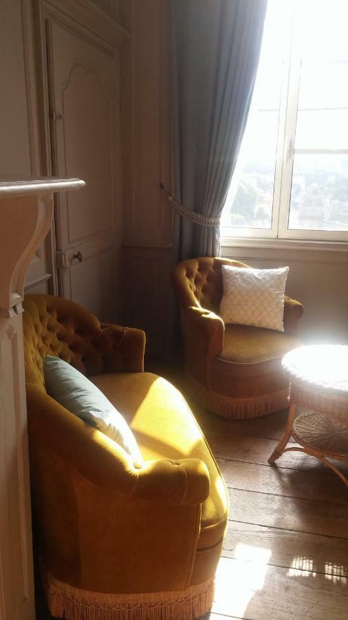 Hotel Particulier Le Mercier De Montigny -Une Nuit Sur Les Remparts- Fougères Eksteriør bilde
